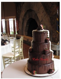 chocolate and white wedding cake